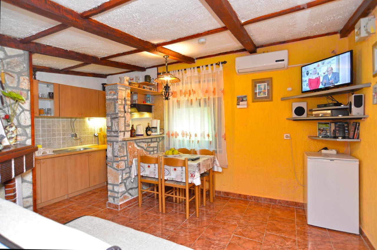 Apartments Predrag 498 เมดูลิน ภายนอก รูปภาพ