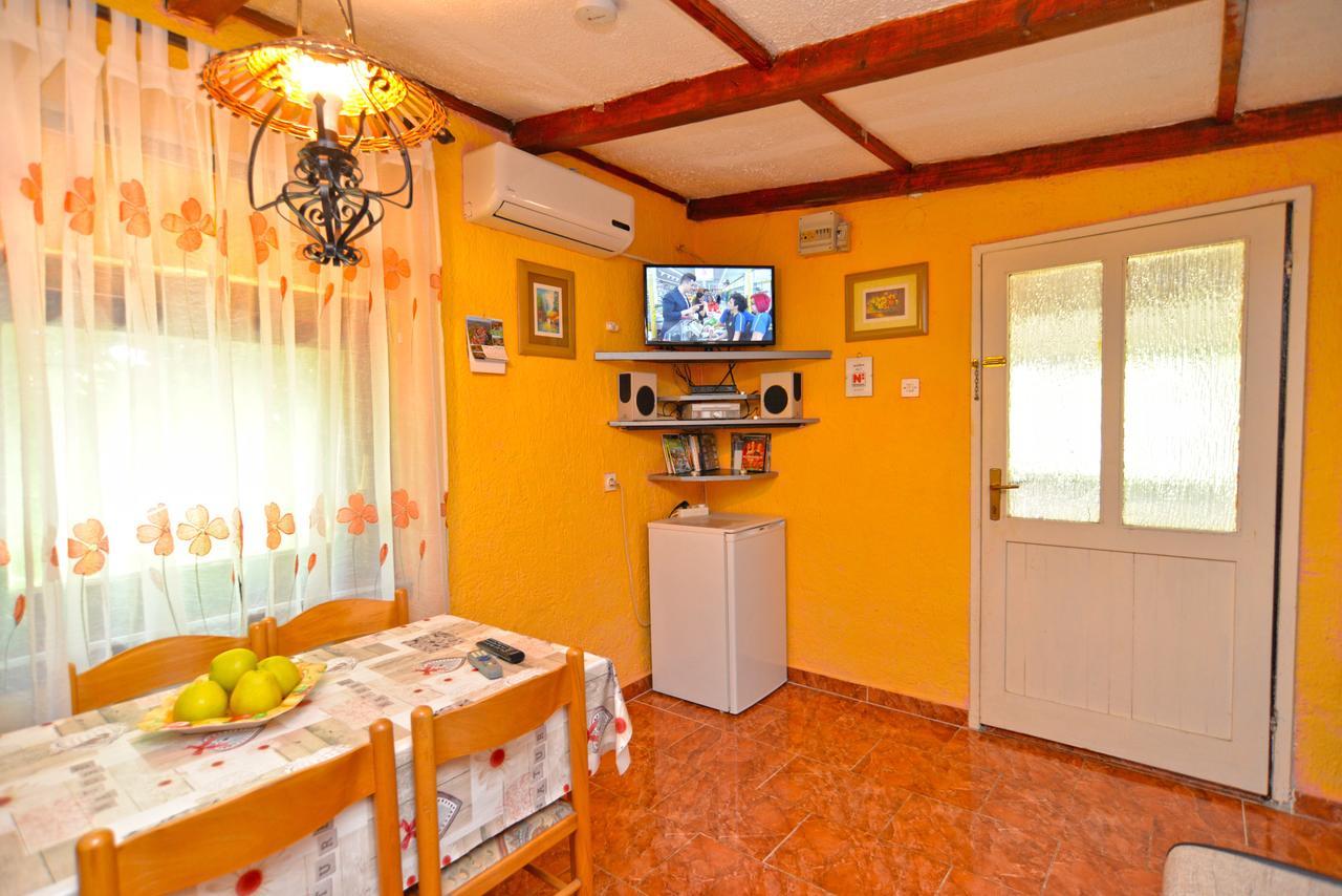 Apartments Predrag 498 เมดูลิน ภายนอก รูปภาพ
